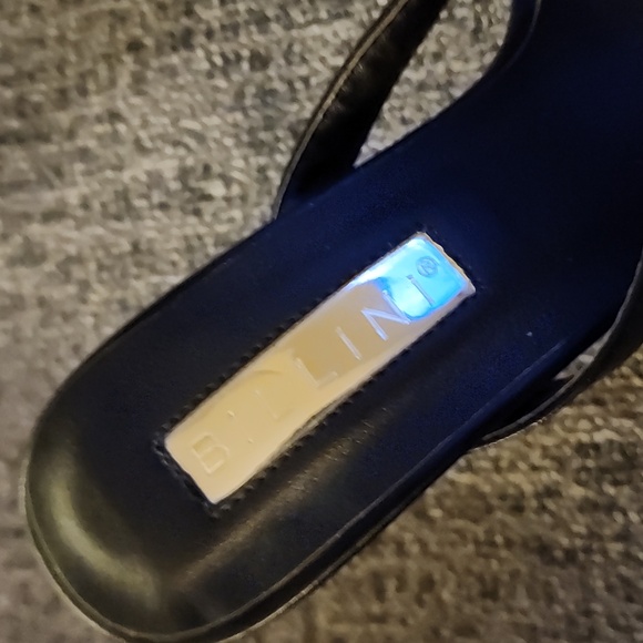 New Billini Princess Polly Solana black heeled thong style sandals, Size 7 - Picture 5 of 10